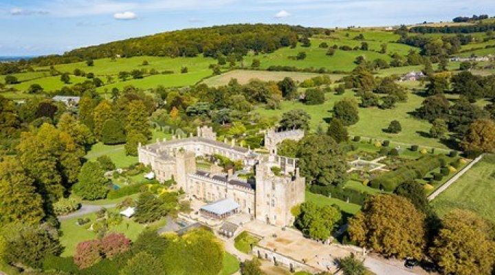 Image for Archaeologists continue quest lost Tudor banqueting house